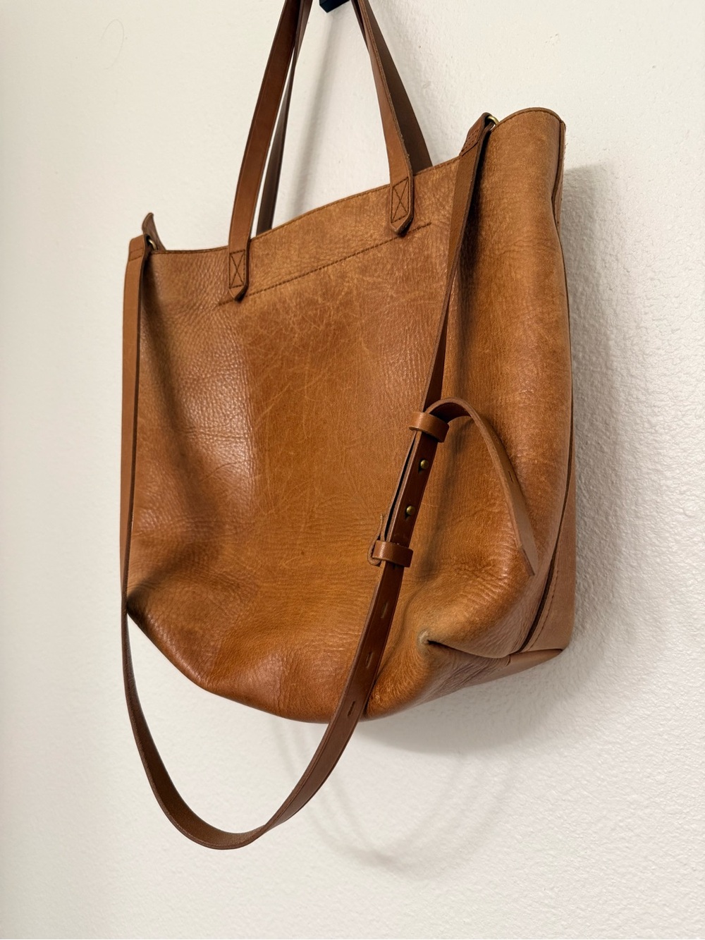 Leather Tote Bag in Cognac Brown - Picture 6 of 7